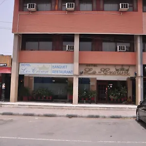 Le - Crown Chandigarh